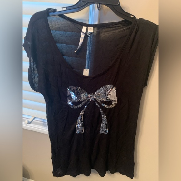 Lauren Conrad Small Black Top with Sequin Silver Metallic Bow, NWT, P2P 17 - Picture 4 of 4